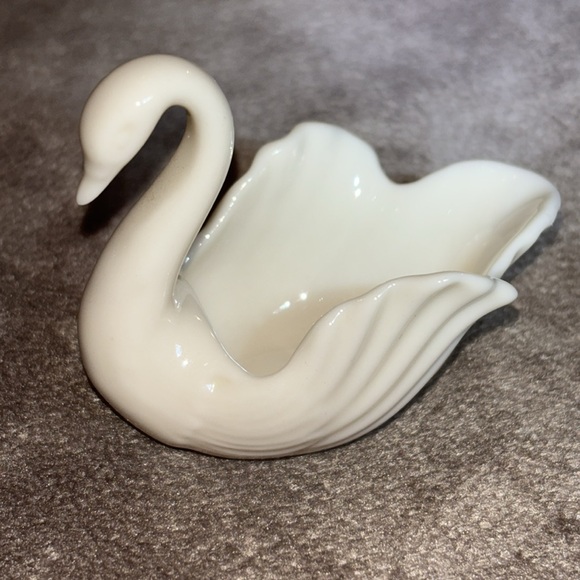 Lenox Swan Ring Dish: Vintage - Picture 5 of 5
